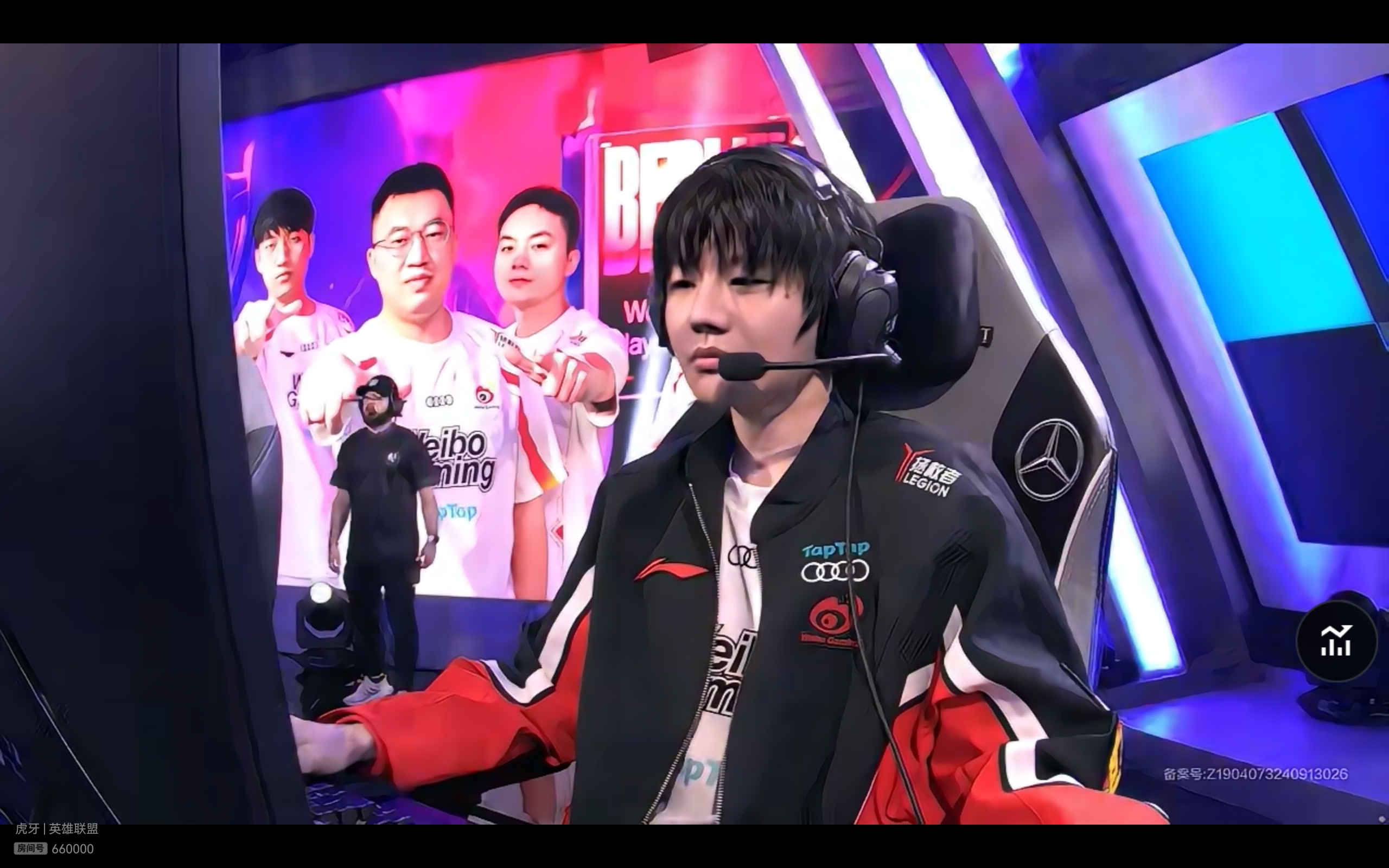 WBG绝杀BRO,Uzi团战一打五强强对话四强赛,留下经典瞬间 WBG绝杀BRO,Uzi团战一打五强强对话四强赛,留下经典瞬间