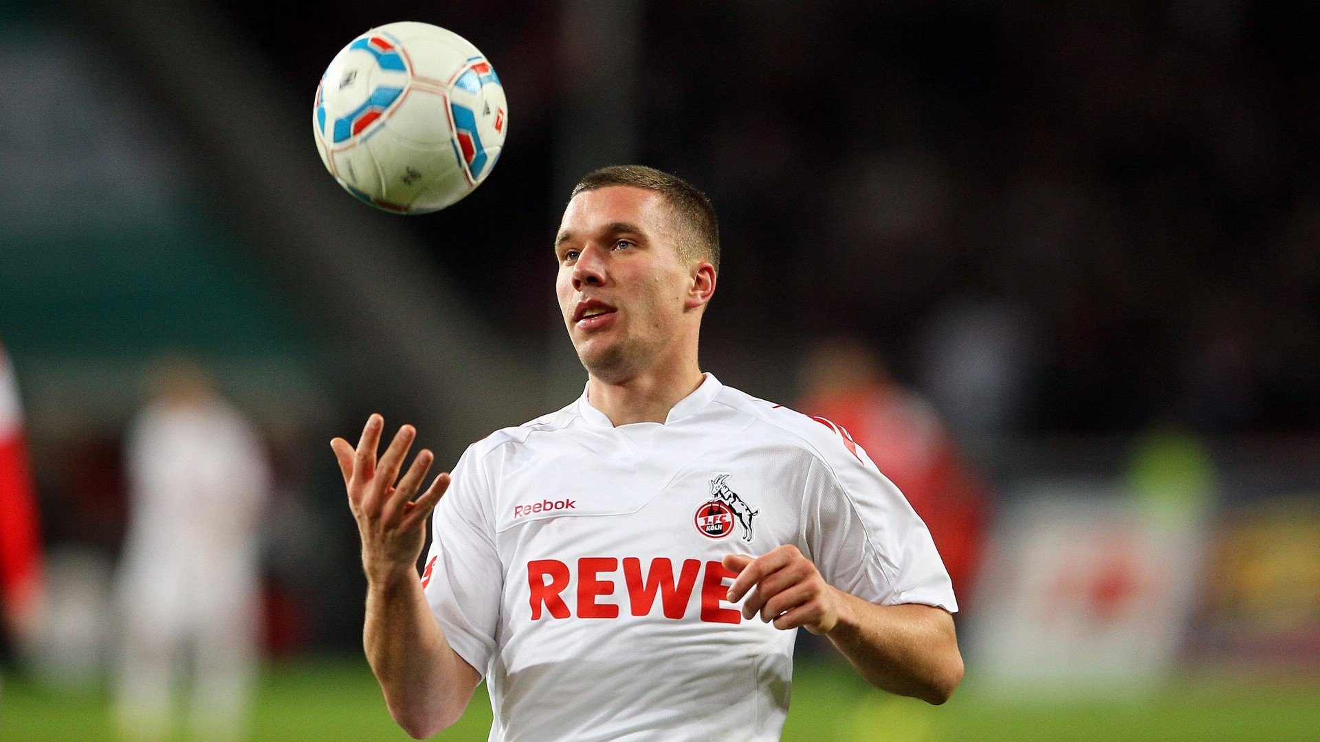 硬仗之王拉亚,阿尔及利亚血统冲垮皇家社会的战术密码