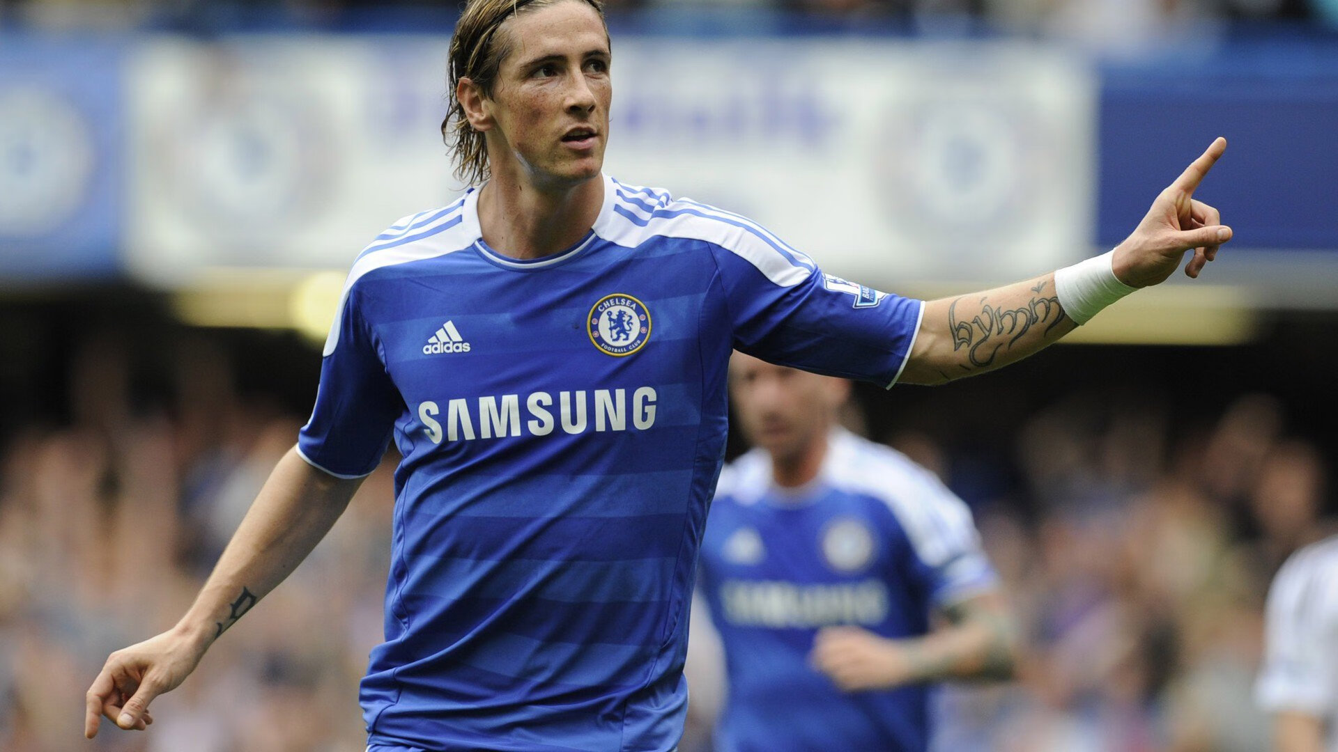 法拉利逆转阿斯顿马丁，周冠宇惊艳四座